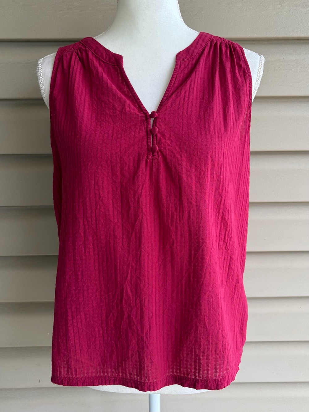 •LOFT• Burgundy Mixed Media Sleeveless Top - Size Medium